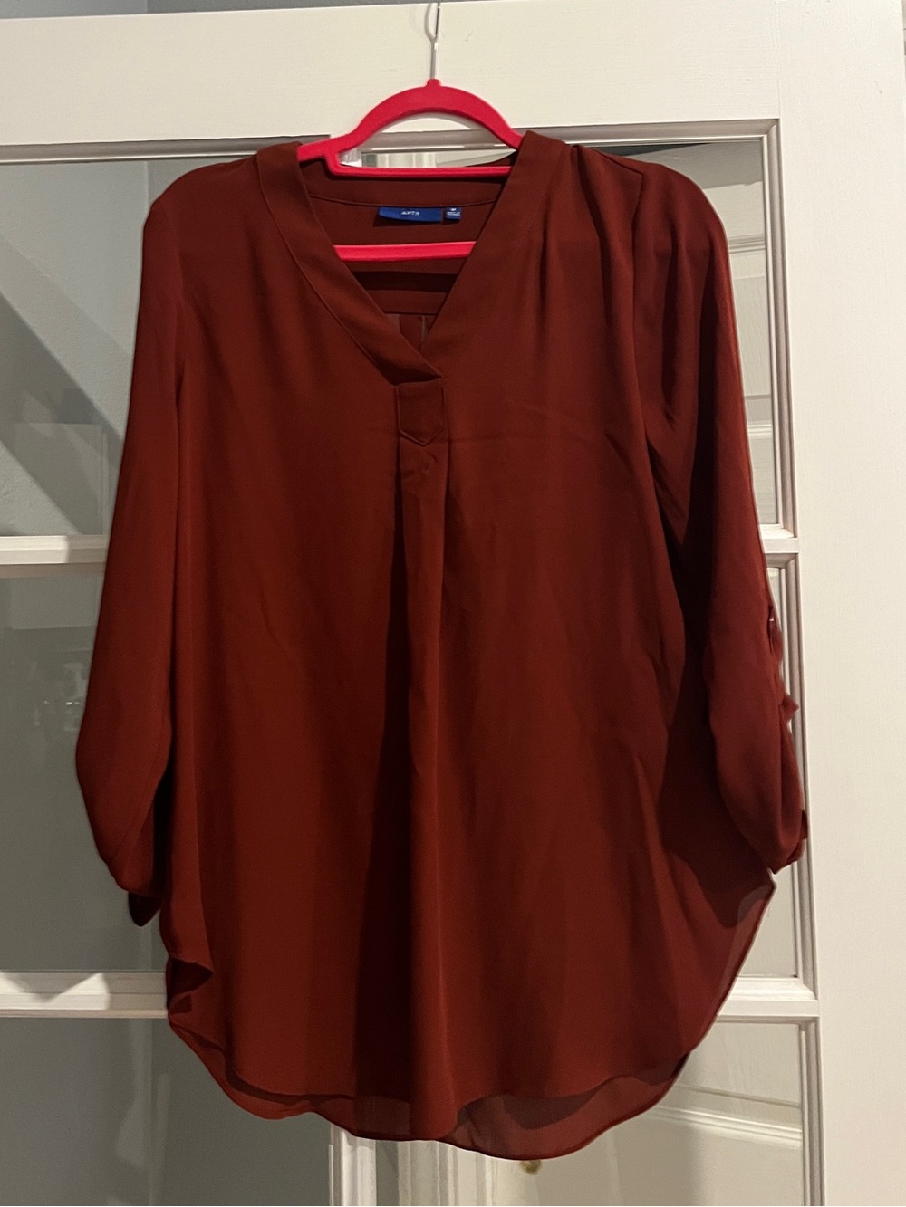 Apt. 9 Women's V-Neck Blouse in Rust Orange with Half Sleeves with Buttons